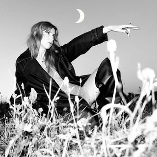 Abundance Goddess SS Product